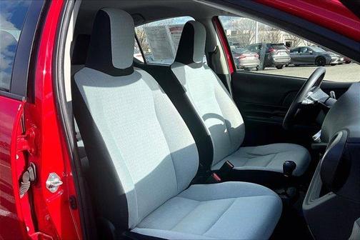 2015 Toyota Prius c One