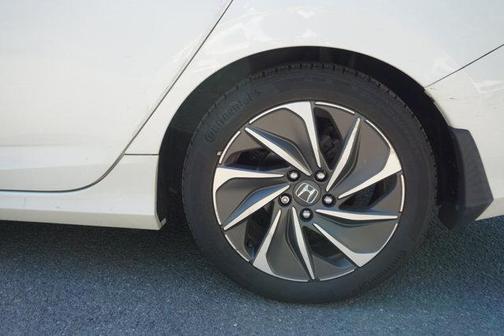 2019 Honda Insight Touring