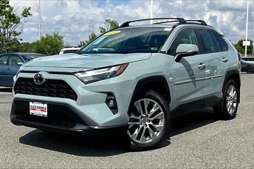 2023 Toyota RAV4 XLE Premium