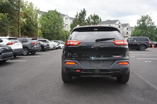 Brilliant Black Crystal Pearlcoat 2015 Jeep Cherokee Trailhawk