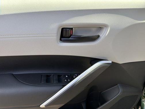 Cypress 2026 Toyota Corolla Cross LE