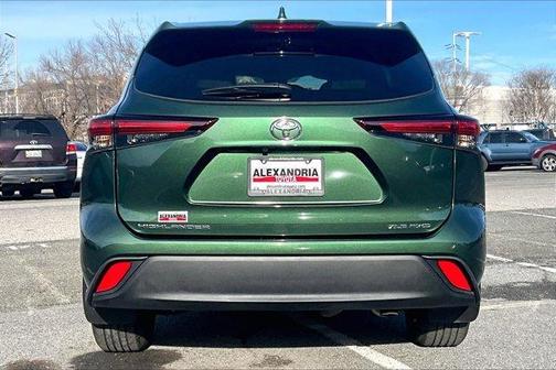 2025 Toyota Highlander XLE