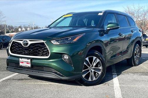 2025 Toyota Highlander XLE