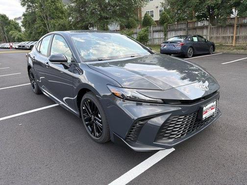 UNDERGROUND 2026 Toyota Camry SE
