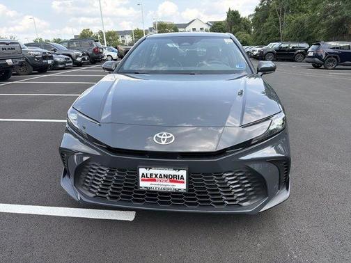 UNDERGROUND 2026 Toyota Camry SE