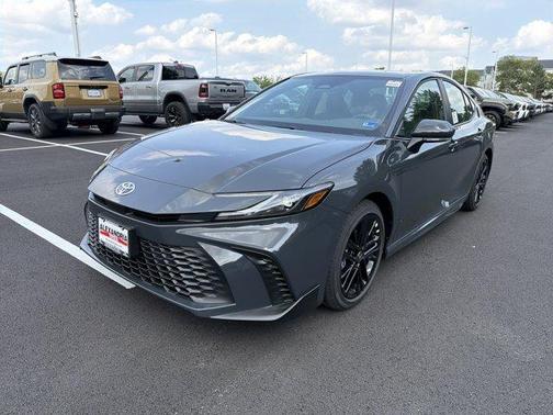 UNDERGROUND 2026 Toyota Camry SE