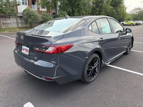UNDERGROUND 2026 Toyota Camry SE