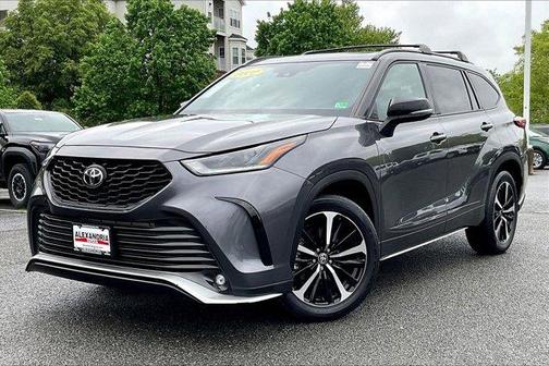 2022 Toyota Highlander XSE