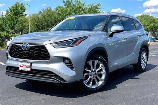 2022 Toyota Highlander Hybrid Limited
