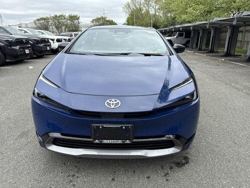 2025 Toyota Prius XLE