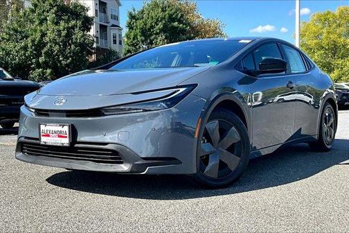 2024 Toyota Prius LE
