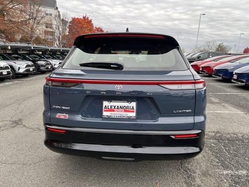 2025 Toyota Crown Signia Limited