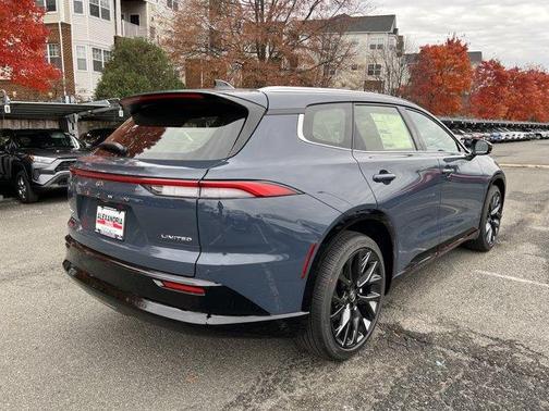 2025 Toyota Crown Signia Limited