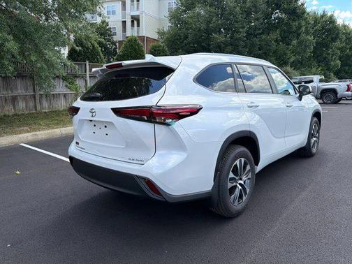 2026 Toyota Highlander XLE