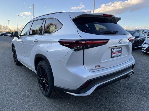 2026 Toyota Highlander Limited