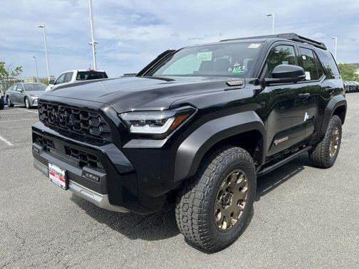 2025 Toyota 4Runner Hybrid Trailhunter