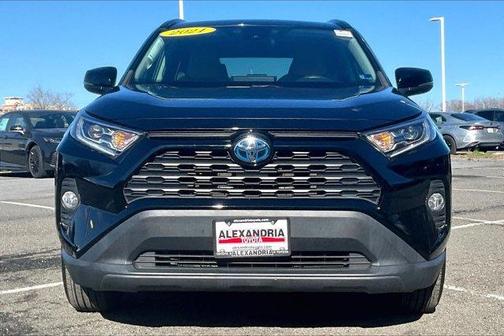 2021 Toyota RAV4 Hybrid XLE
