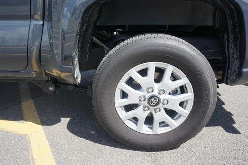 01L7 2025 Toyota Tacoma SR