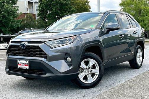 2020 Toyota RAV4 Hybrid XLE