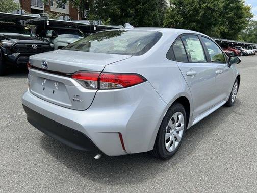 2025 Toyota Corolla Hybrid LE