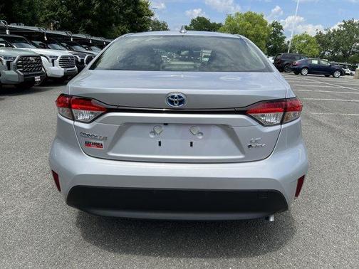 2025 Toyota Corolla Hybrid LE