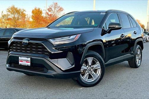 2024 Toyota RAV4 Hybrid XLE