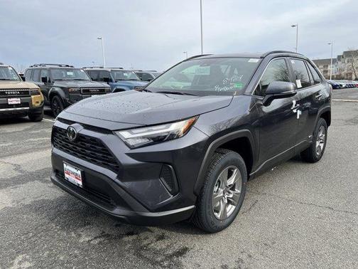 2025 Toyota RAV4 Hybrid XLE