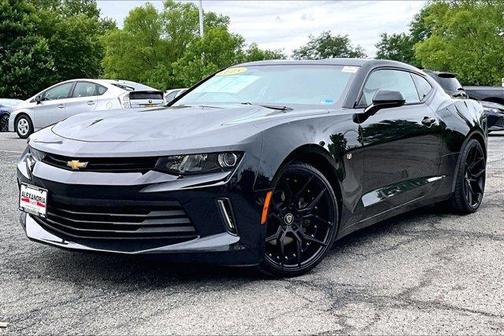 Mosaic Black Metallic 2018 Chevrolet Camaro 1LT