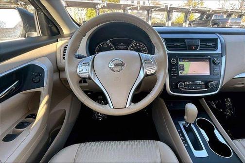 2017 Nissan Altima 2.5 SV