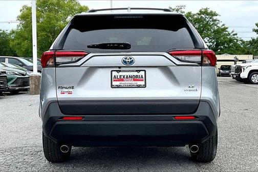 2021 Toyota RAV4 Hybrid LE