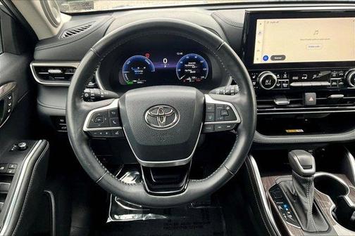 2023 Toyota Highlander Hybrid Limited