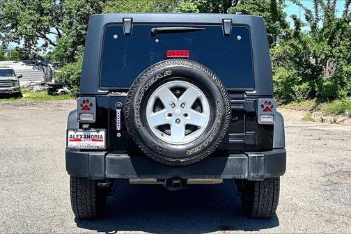 Black Clearcoat 2016 Jeep Wrangler Unlimited Sport