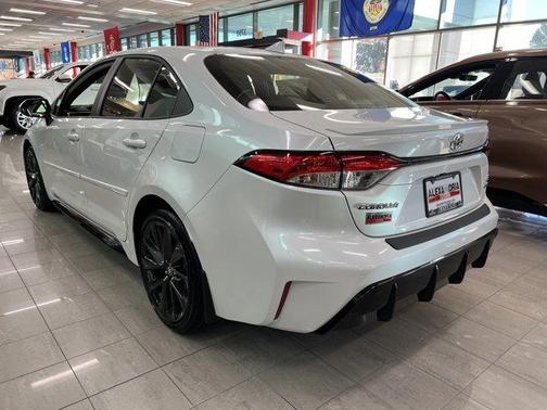 2026 Toyota Corolla Hybrid SE