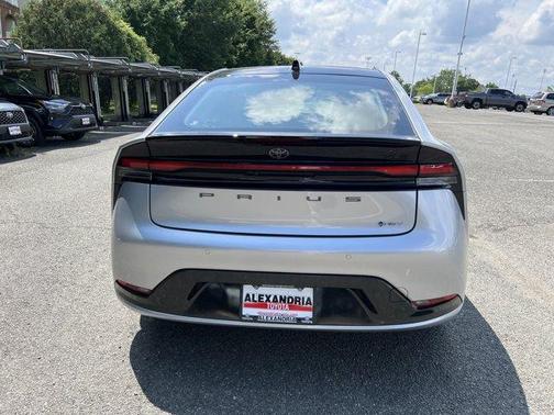 2025 Toyota Prius XLE
