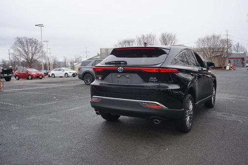 2021 Toyota Venza XLE