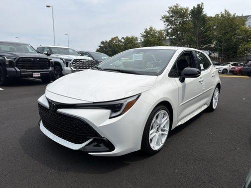 2026 Toyota Corolla Hatchback SE