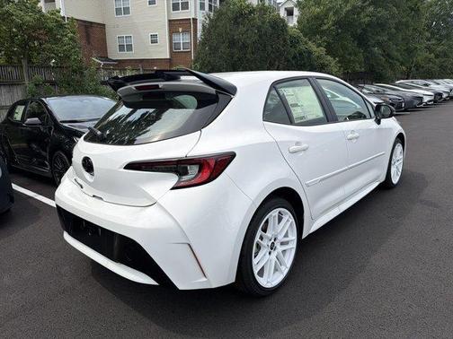 2026 Toyota Corolla Hatchback SE