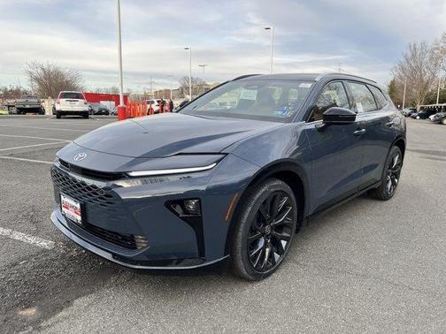 2026 Toyota Crown Signia LIMITED