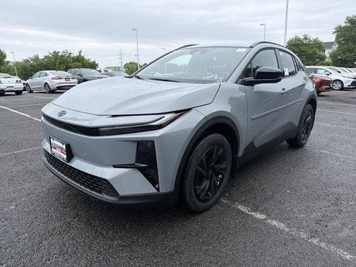 Cement 2026 Toyota C-HR SE