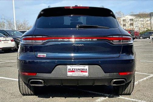 2021 Porsche Macan Base