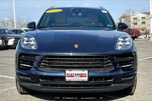 2021 Porsche Macan Base