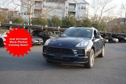 2021 Porsche Macan Base