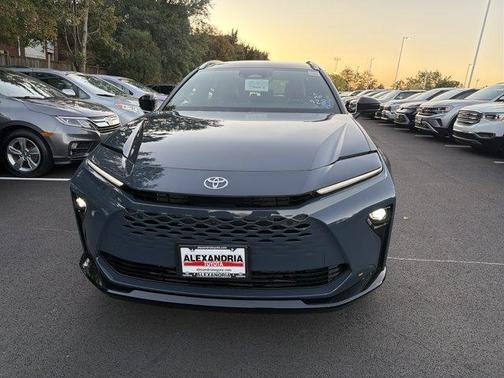 Storm 2026 Toyota Crown Signia Limited
