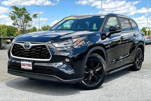 2023 Toyota Highlander Hybrid Bronze Edition