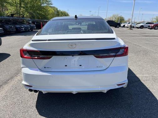 Wind Chill Pearl 2026 Toyota Camry XSE