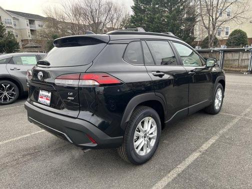 2026 Toyota Corolla Cross LE