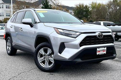 2025 Toyota RAV4 Hybrid XLE