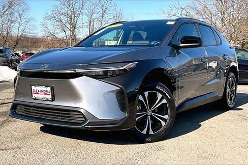2025 Toyota bZ4X XLE