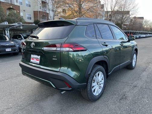 2026 Toyota Corolla Cross LE