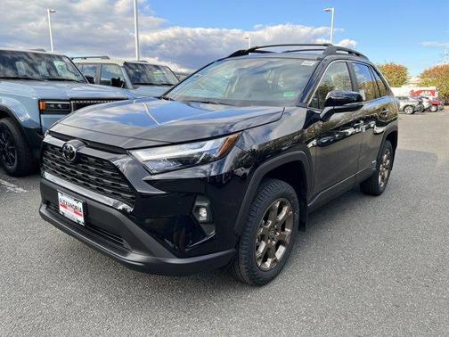 2025 Toyota RAV4 Hybrid Woodland Edition